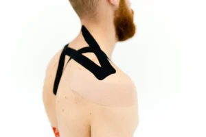 Vendaje neuromuscular: qué hay de real (y qué de moda) tras las tiras de colores de los deportistas