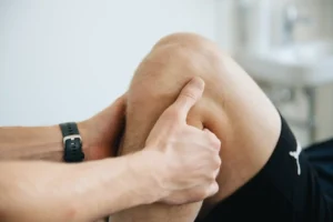¿Hielo o calor tras una lesión? El eterno debate explicado de forma sencilla para que no te equivoques