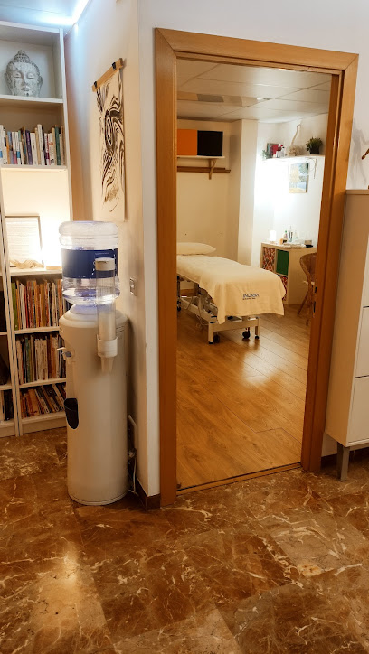 àNgels Monedero – Fisioterapeuta Integrativa | Indiba & Pnie