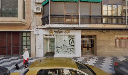 Antonio Gil Fisioterapia, Osteopatia Y Podología