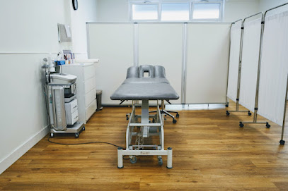Centro De Fisioterapia / Francisco Pedraz