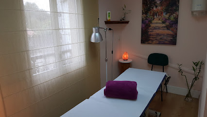 Clínica De Fisioterapia «Sanmartín Pérez» Fisioterapia, Osteopatía, Reflexoterapia, Aromaterapia