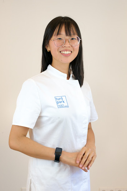 Elena Furió Alonso – Physiotherapist At Turó Park Clinics Barcelona