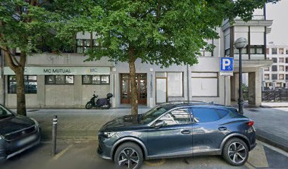 Manus Vita Est S.L.