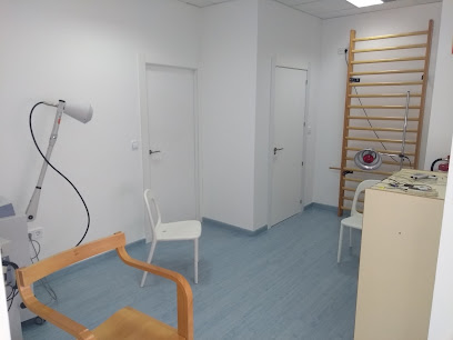 (No Somos Hospital)Centro Médico San Carlos-Especialistas En Gestion De Accidentes De Tráfico.