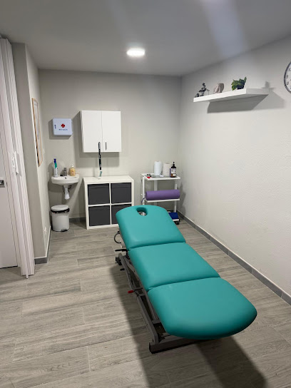 Roger Aguilera Torres · Fisioterapia Montserrat